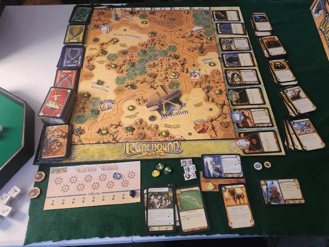 Runebound Piaski Al-Kalim: Czy warto kupić ten rzadki dodatek?